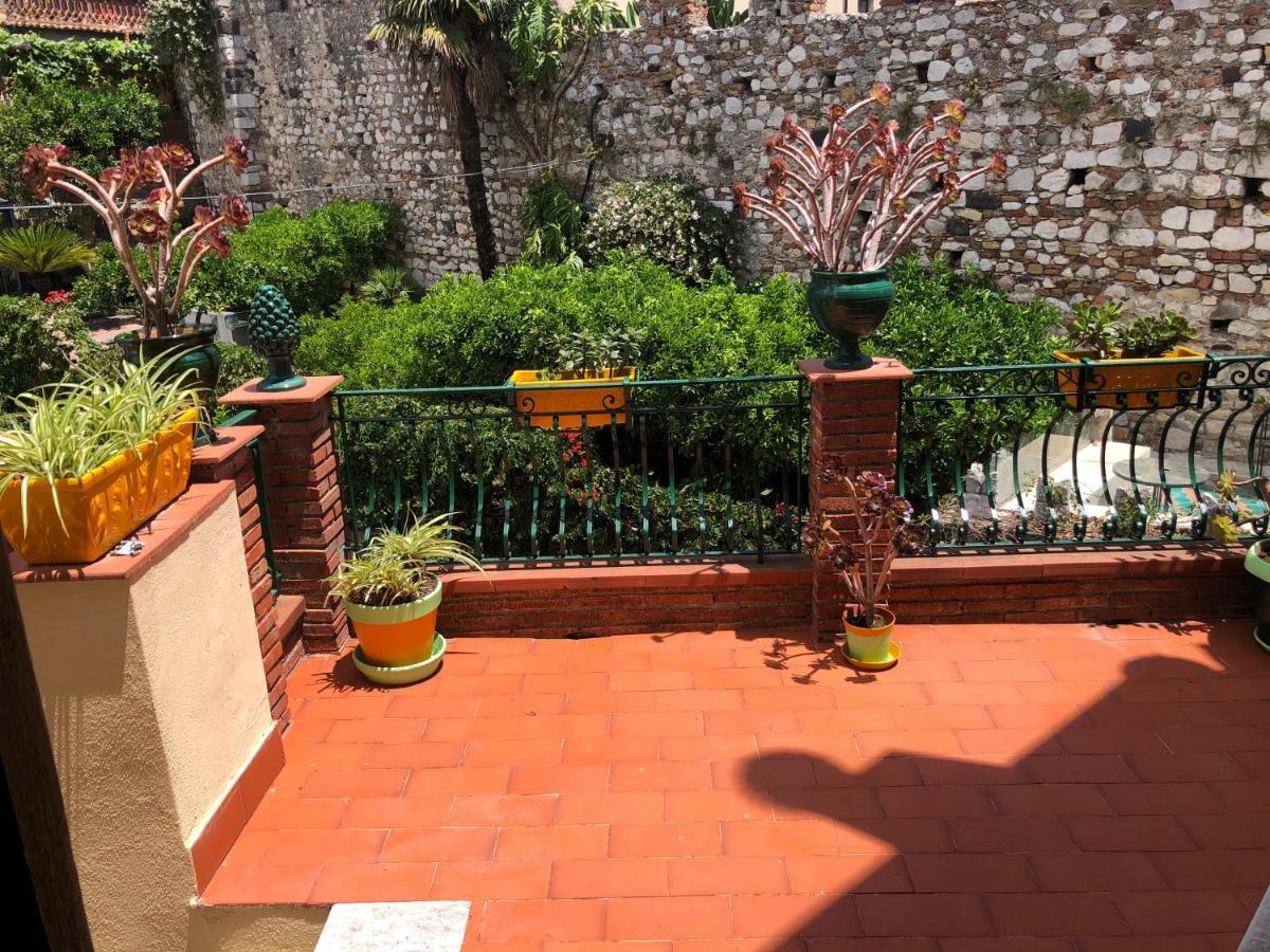 Casa Rando Mary'S House Apartment Taormina Bagian luar foto